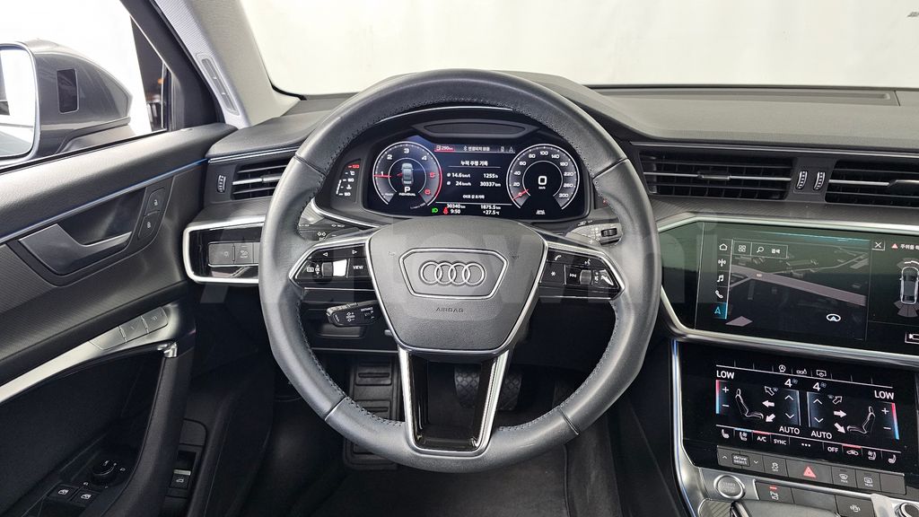 Audi A6(C8) 40 TDI — снимка 13