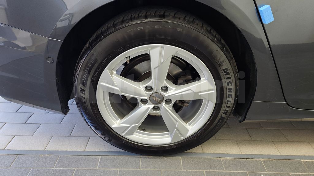 Audi A6(C8) 40 TDI — снимка 5