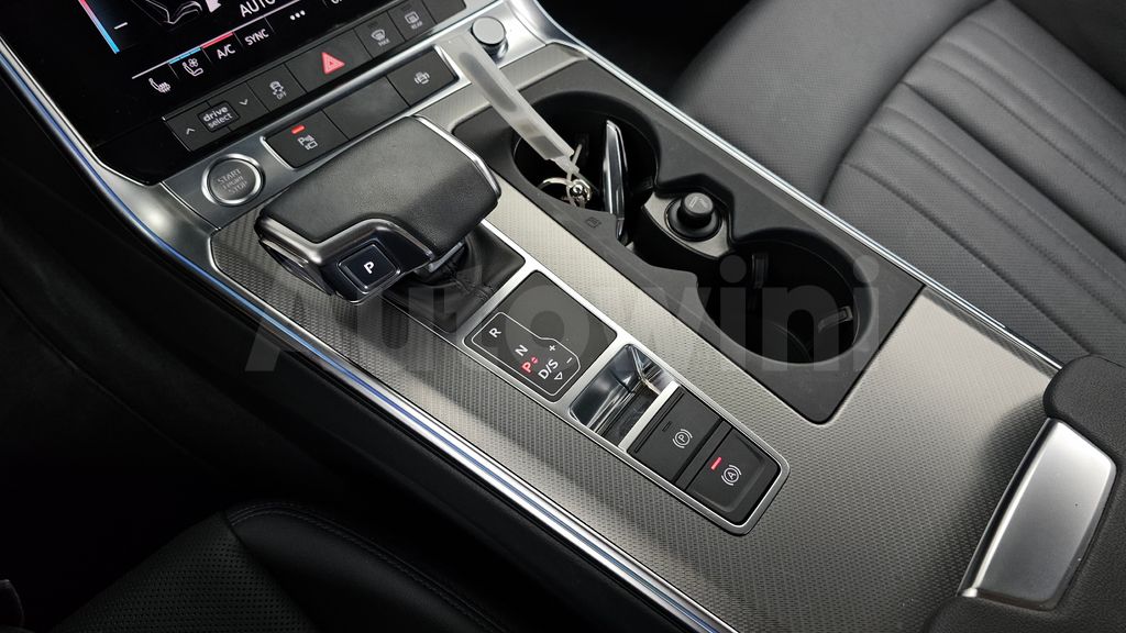 Audi A6(C8) 40 TDI — снимка 9
