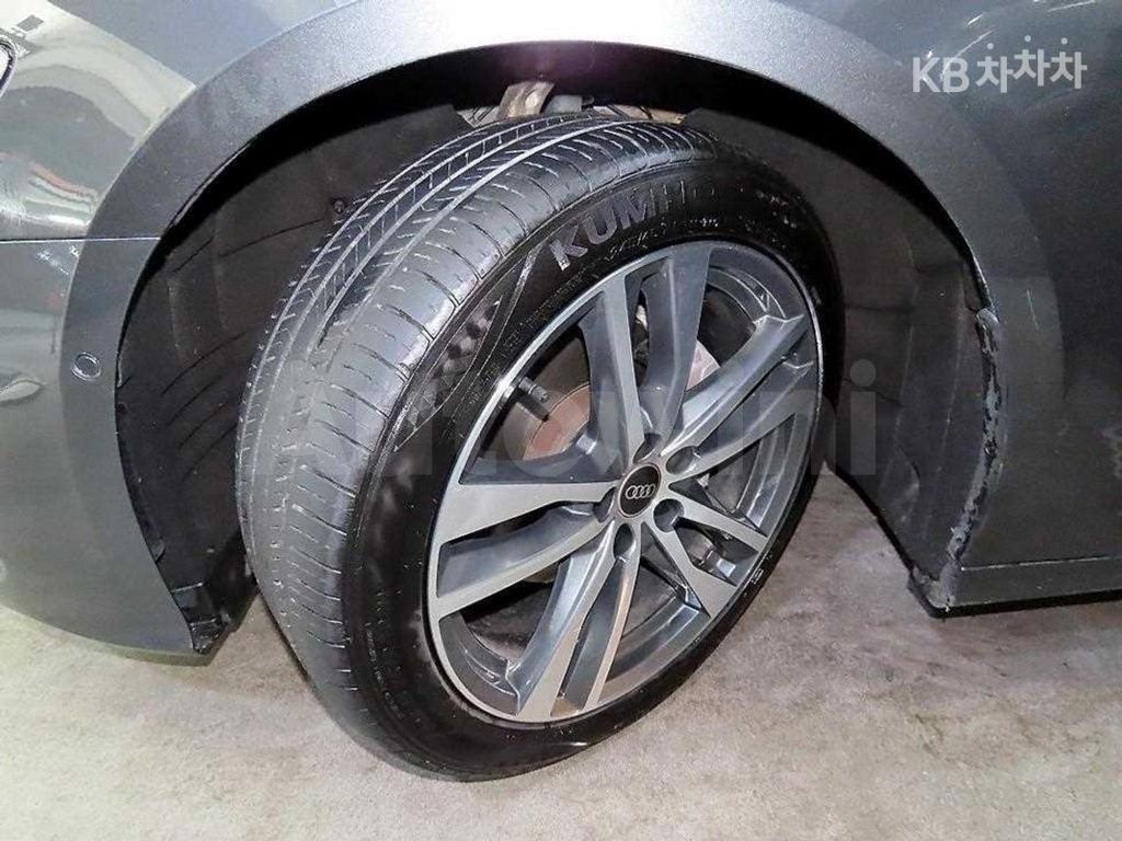 Audi A6(C8) 40 TDI Quattro Premium — снимка 20