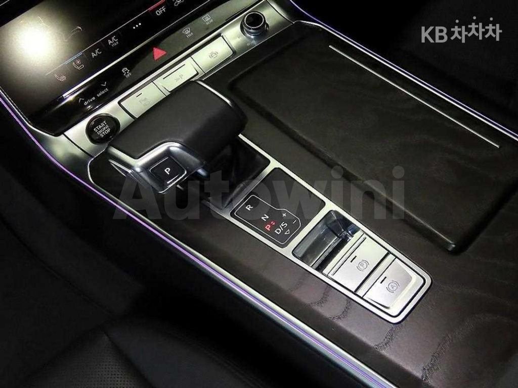 Audi A6(C8) 45 TFSI Quattro Premium — снимка 12