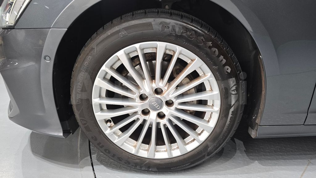 Audi A6(C8) 40 TDI — снимка 5