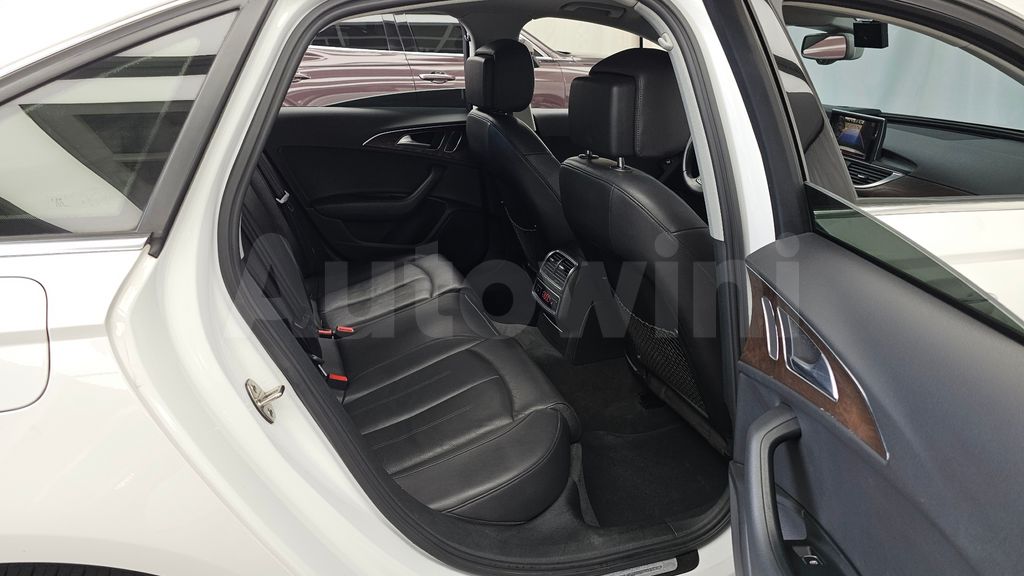 Audi New A6 35 TDI Dynamic C7 — снимка 12