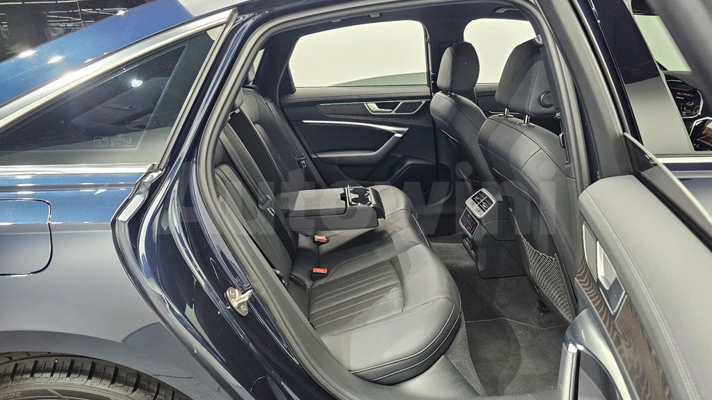 Audi A6(C8) 45 TFSI Quattro Premium — снимка 18