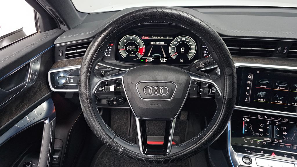 Audi A6(C8) 45 TDI Quattro Premium — снимка 13