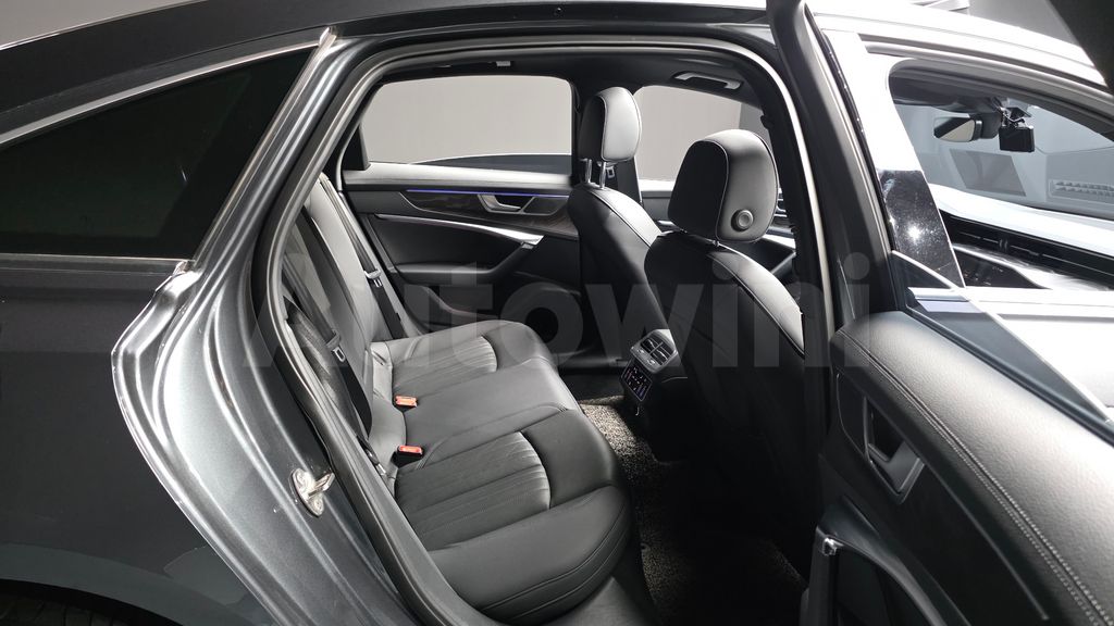 Audi A6(C8) 40 TDI Premium — снимка 12