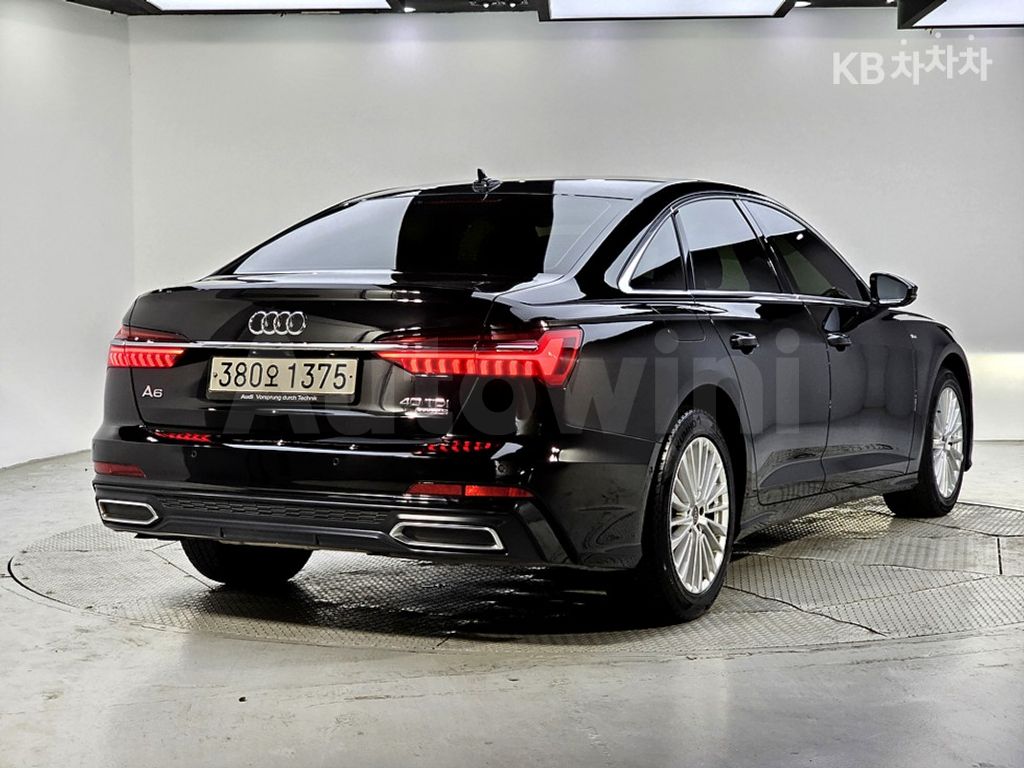 Audi A6(C8) 40 TDI Quattro Premium — снимка 4