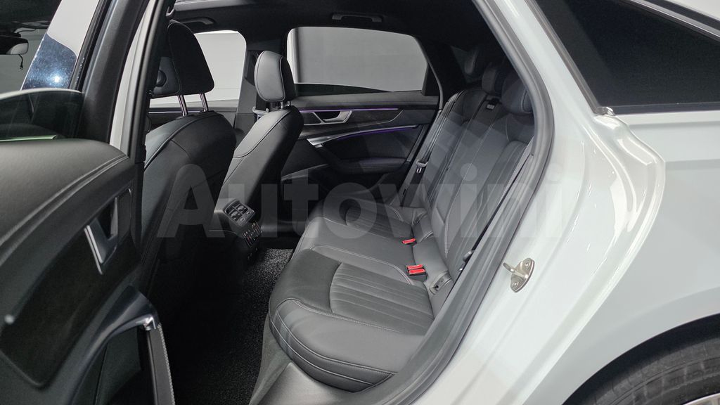 Audi A6(C8) 45 TDI Quattro Premium — снимка 12