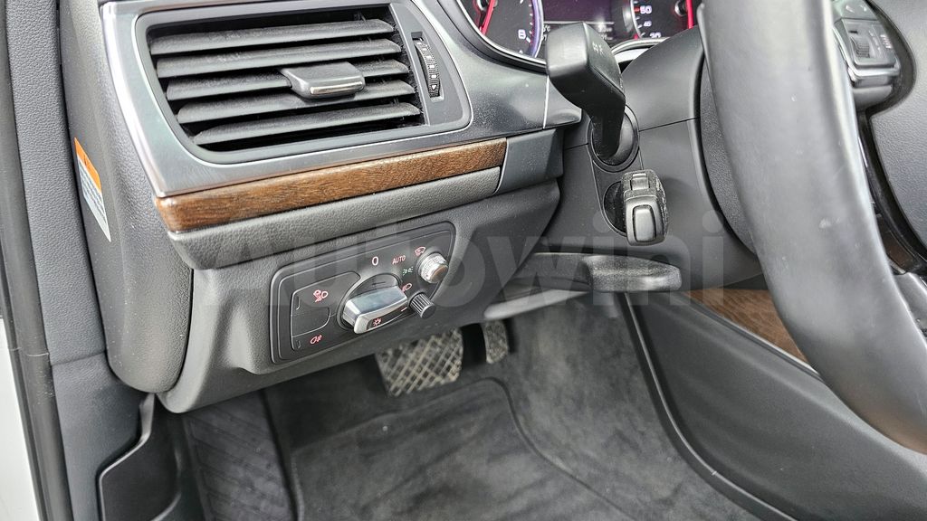 Audi New A6 3.0 TFSI Quattro Dynamic C7 — снимка 16