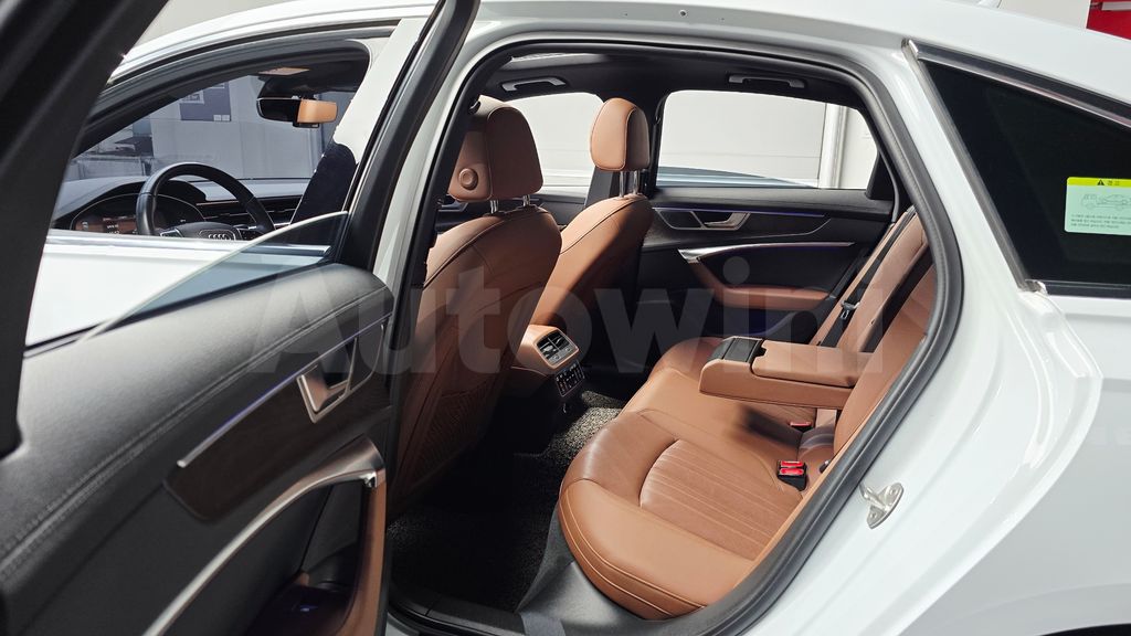 Audi A6(C8) 40 TDI Quattro Premium — снимка 11