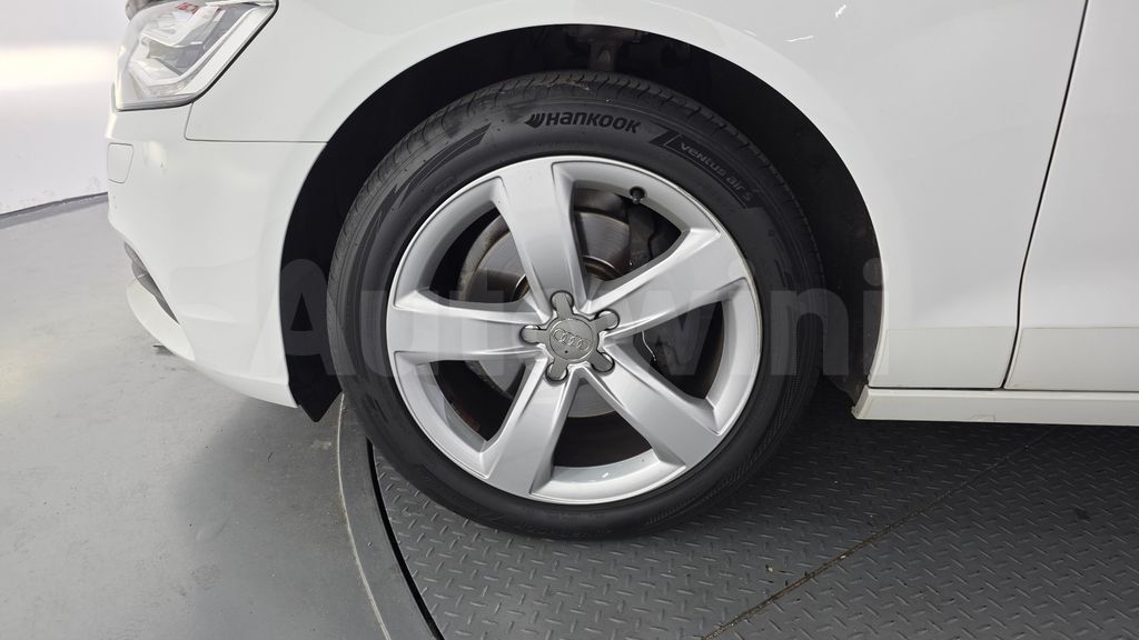 Audi New A6 35 TDI Dynamic C7 — снимка 5