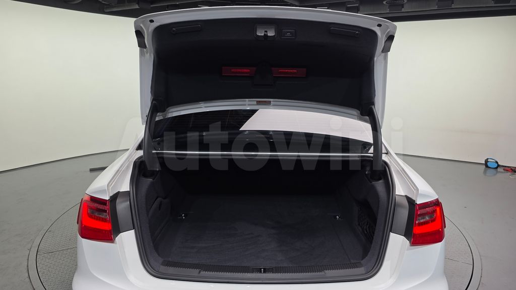 Audi New A6 35 TDI Dynamic C7 — снимка 20