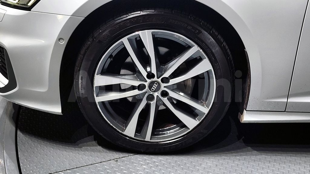 Audi A6(C8) 40 TDI Quattro Premium — снимка 5