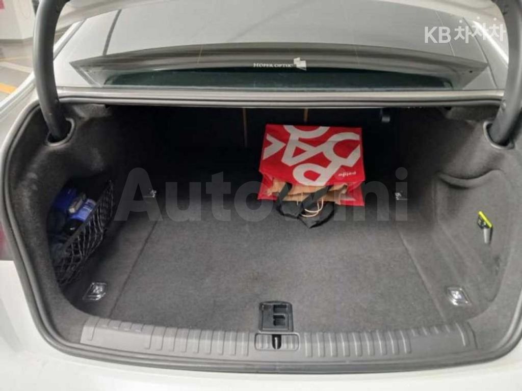 Audi A6(C8) 45 TFSI Basic — снимка 18