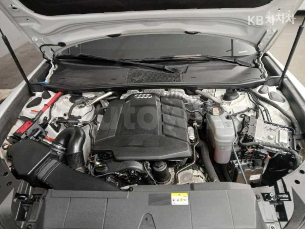 Audi A6(C8) 45 TFSI Basic — снимка 19