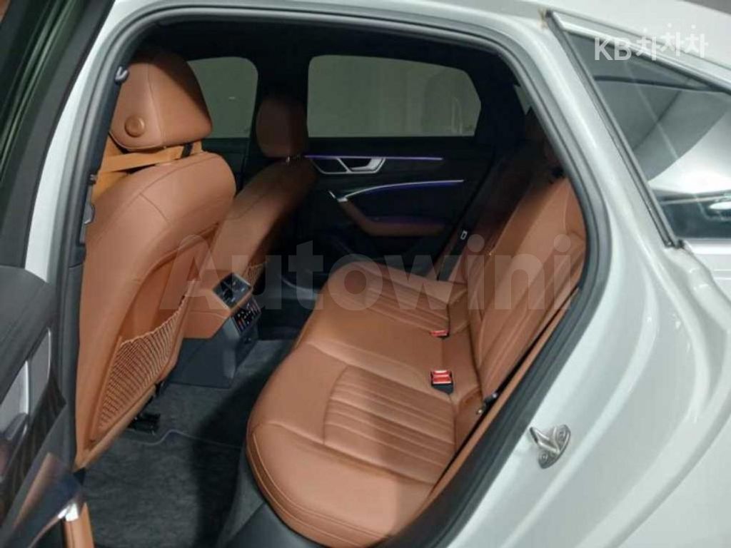 Audi A6(C8) 45 TFSI Basic — снимка 7