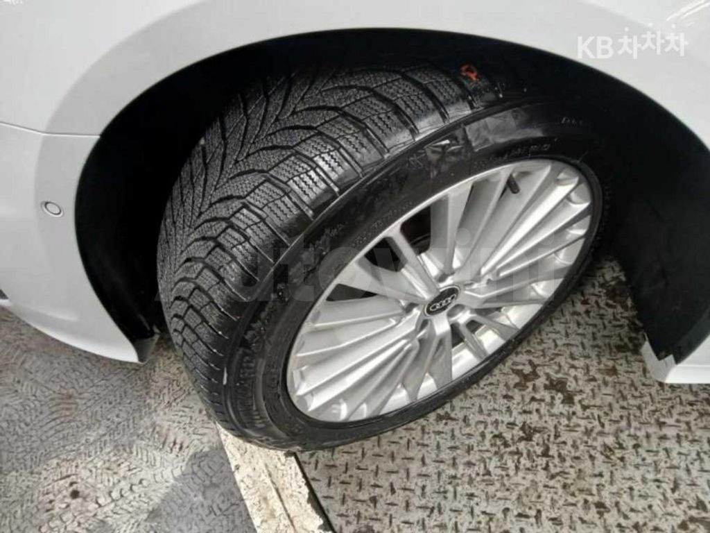 Audi A6(C8) 45 TFSI Basic — снимка 20