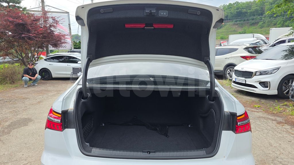 Audi A6(C8) 45 TFSI Quattro Premium — снимка 17