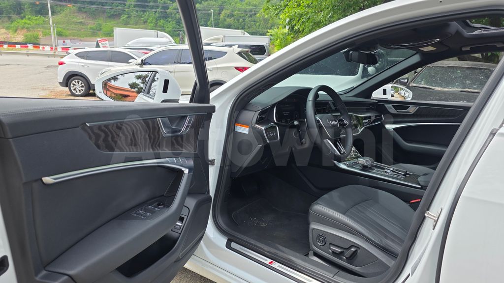 Audi A6(C8) 45 TFSI Quattro Premium — снимка 10