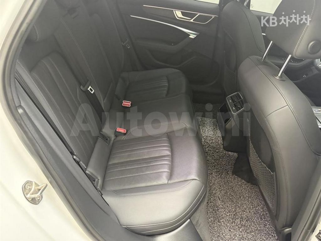 Audi A6(C8) 45 TDI Quattro Premium — снимка 7