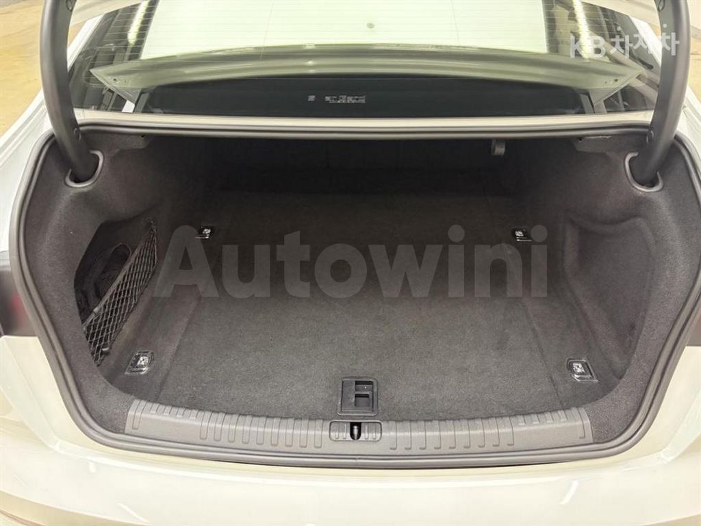 Audi A6(C8) 45 TDI Quattro Premium — снимка 4