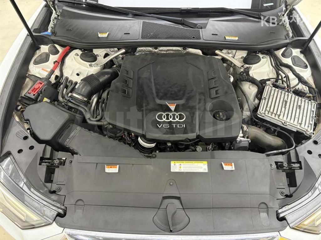 Audi A6(C8) 45 TDI Quattro Premium — снимка 11