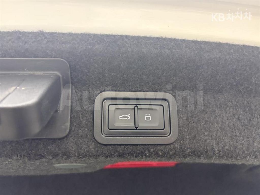 Audi A6(C8) 45 TDI Quattro Premium — снимка 5