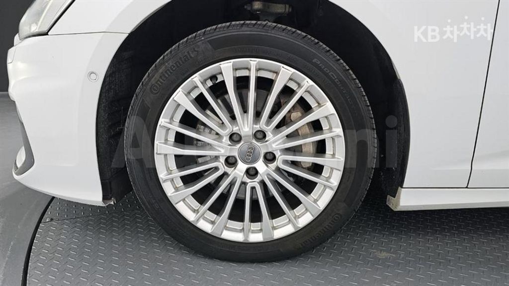 Audi A6(C8) 45 TFSI Premium — снимка 5
