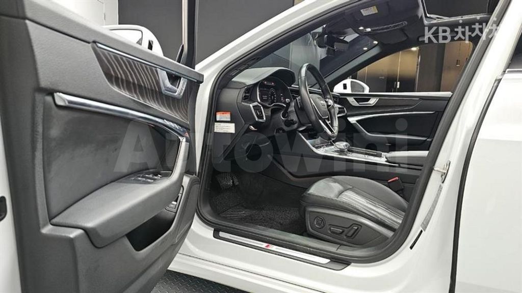 Audi A6(C8) 45 TFSI Premium — снимка 10