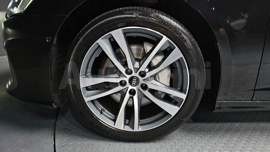 Audi A6(C8) 45 TDI Quattro Premium — снимка 5