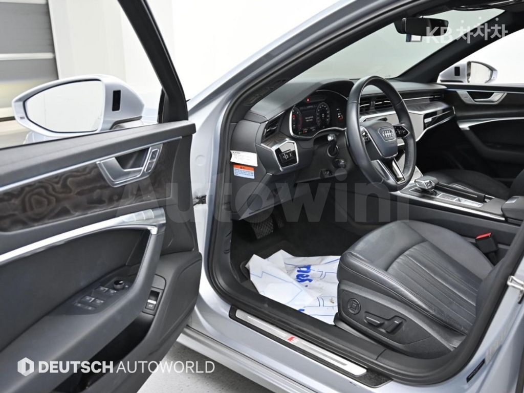 Audi A6(C8) 40 TDI Quattro Premium — снимка 11