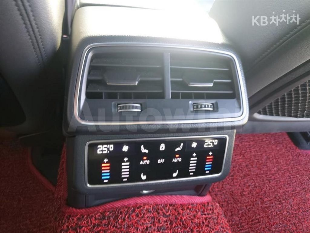 Audi A6(C8) 45 TDI Quattro Premium — снимка 15