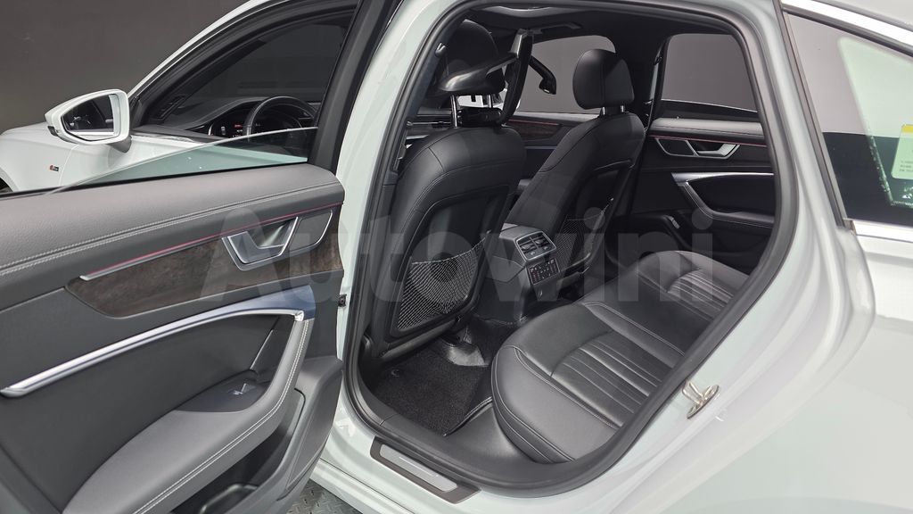 Audi A6(C8) 45 TDI Quattro Premium — снимка 12