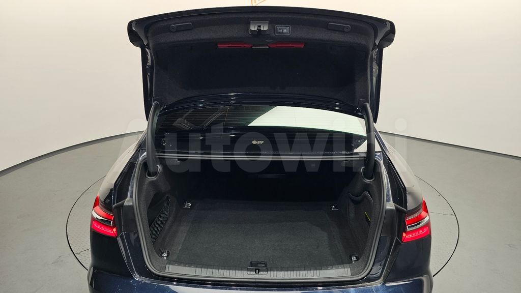 Audi A6(C8) 40 TDI Quattro Premium — снимка 18
