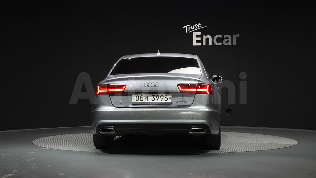 Audi New A6 40 TFSI C7 — снимка 4