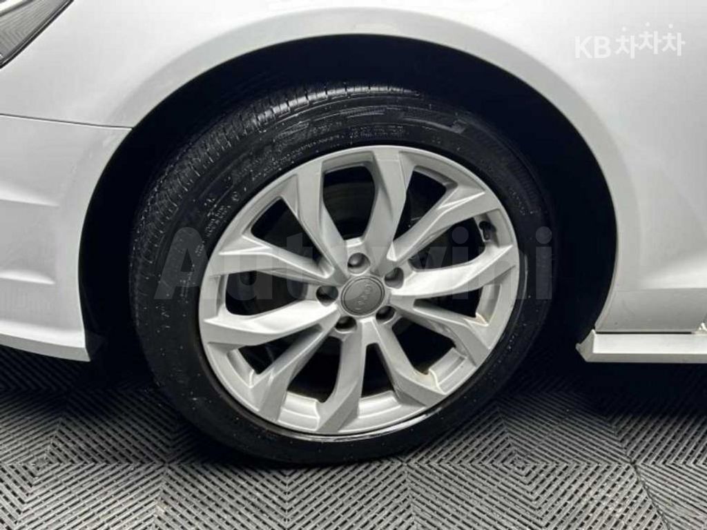 Audi A6 35 TDI Premium C7(15~) — снимка 17