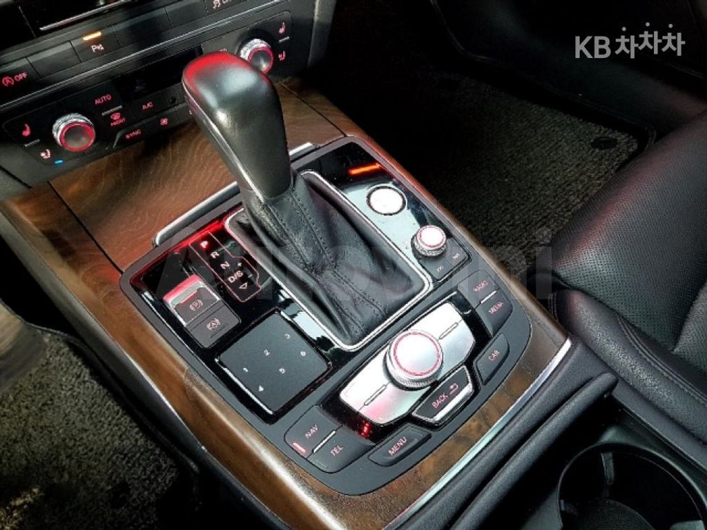 Audi A6 35 TDI Premium C7(15~) — снимка 12