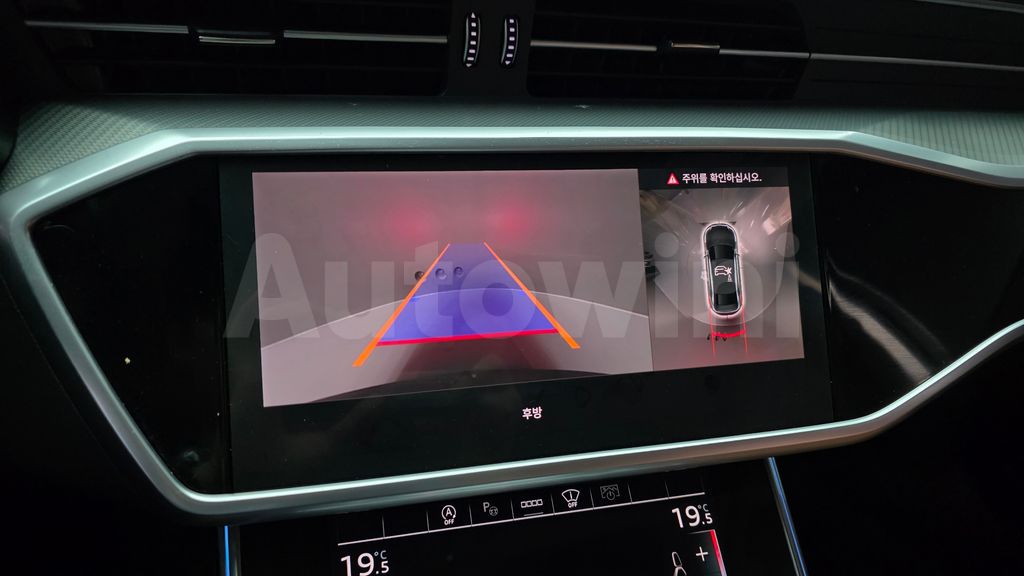 Audi A6(C8) 40 TDI — снимка 16
