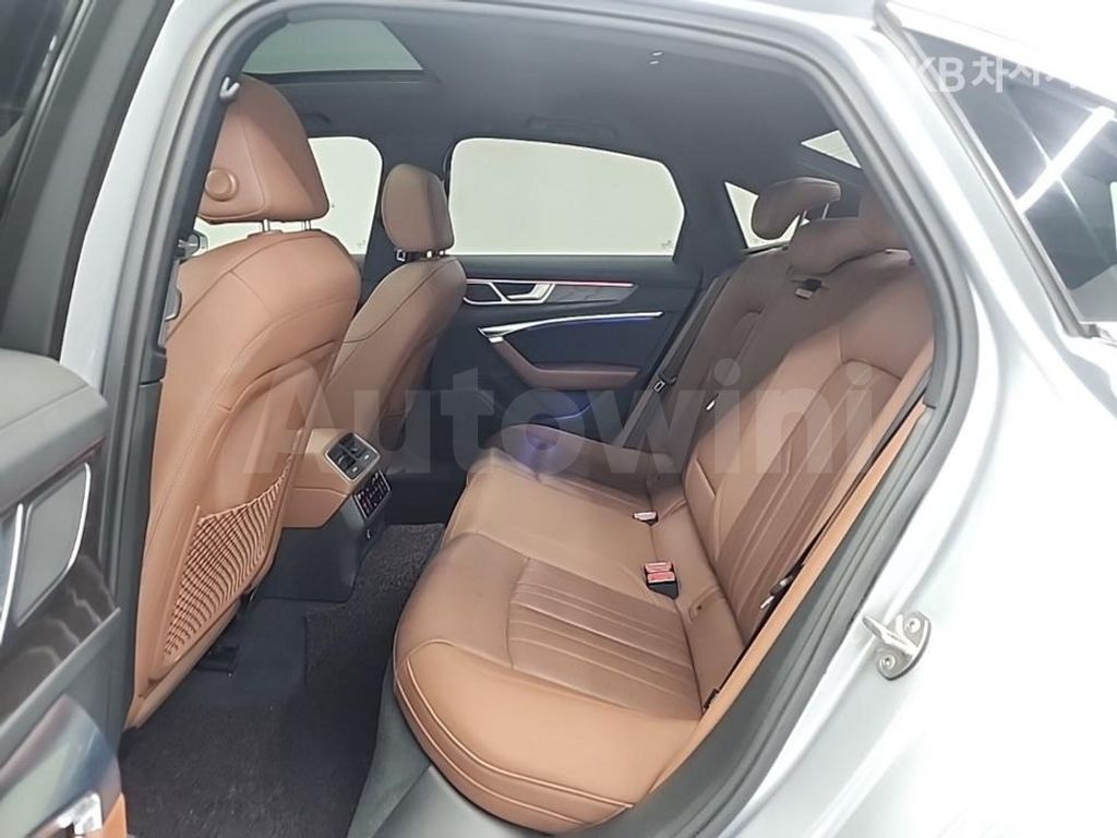 Audi A6(C8) 40 TDI Quattro Premium — снимка 12