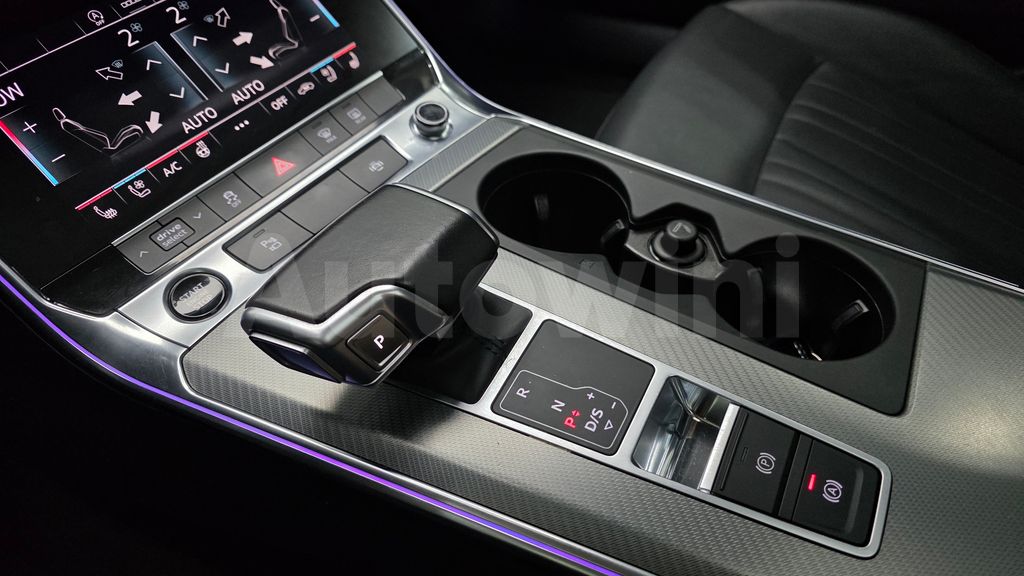 Audi A6(C8) 45 TFSI — снимка 9