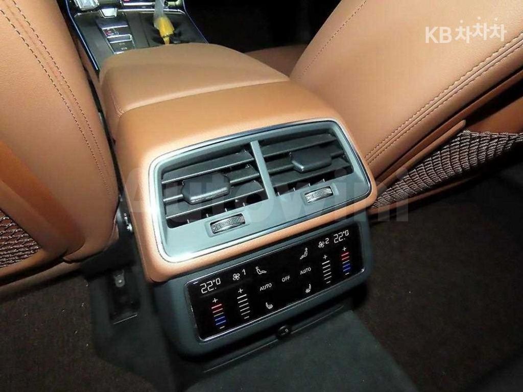 Audi A6(C8) 45 TFSI Basic — снимка 16
