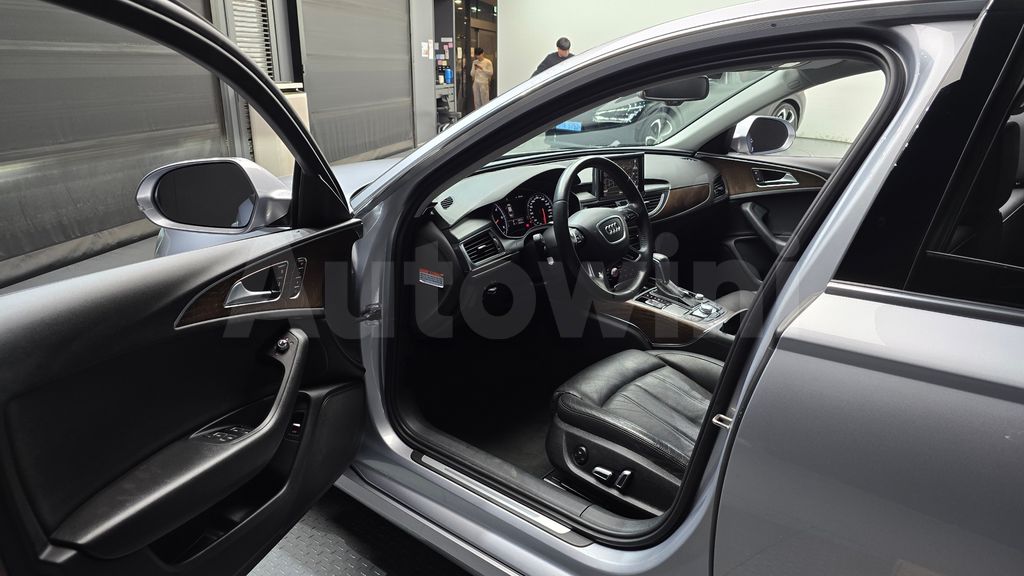 Audi New A6 35 TDI Premium C7 — снимка 10