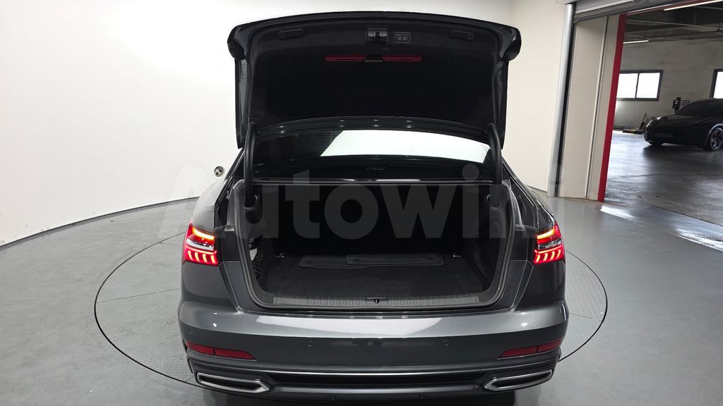 Audi A6(C8) 40 TDI Premium — снимка 20
