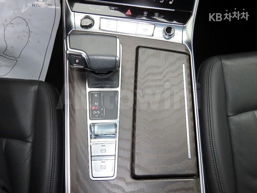 Audi A6(C8) 45 TFSI Premium — снимка 11