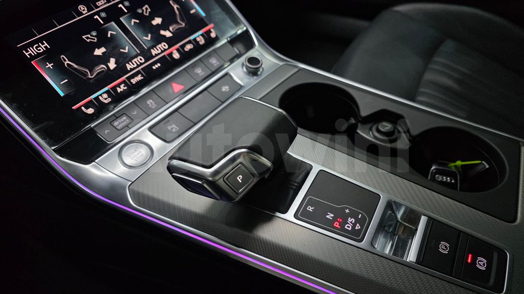 Audi A6(C8) 40 TDI — снимка 9