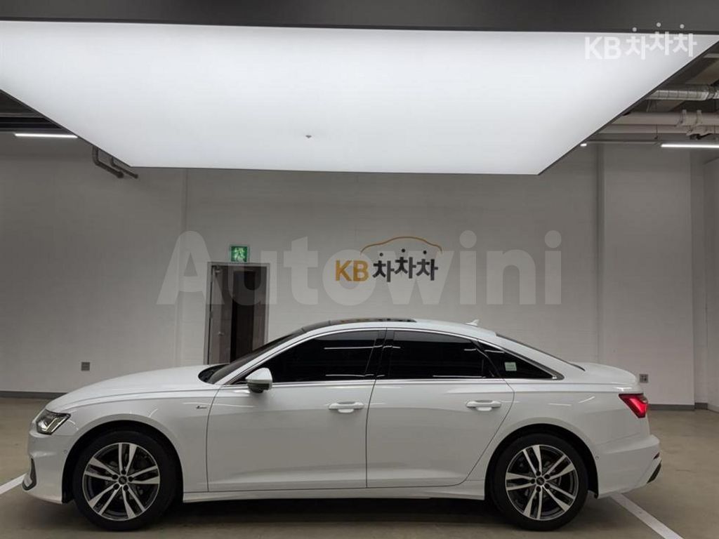 Audi A6(C8) 40 TDI Quattro Premium — снимка 3