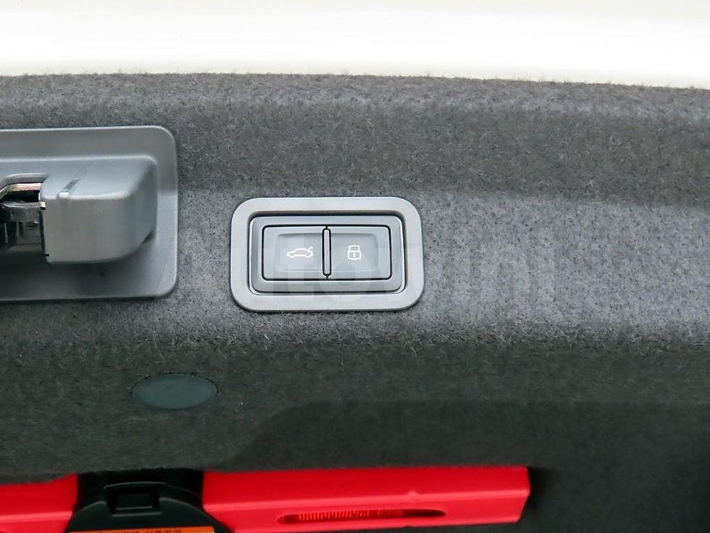 Audi A6(C8) 45 TDI Quattro Premium — снимка 16