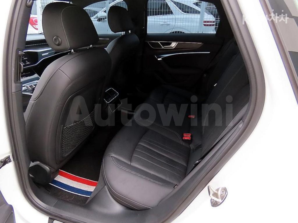 Audi A6(C8) 45 TDI Quattro Premium — снимка 6