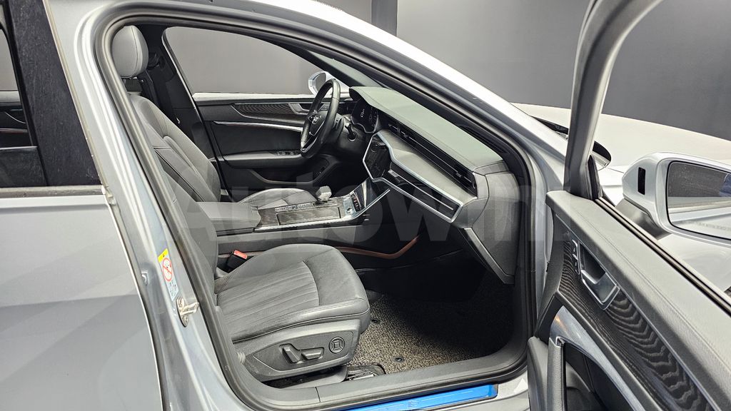 Audi A6(C8) 45 TFSI Premium — снимка 11