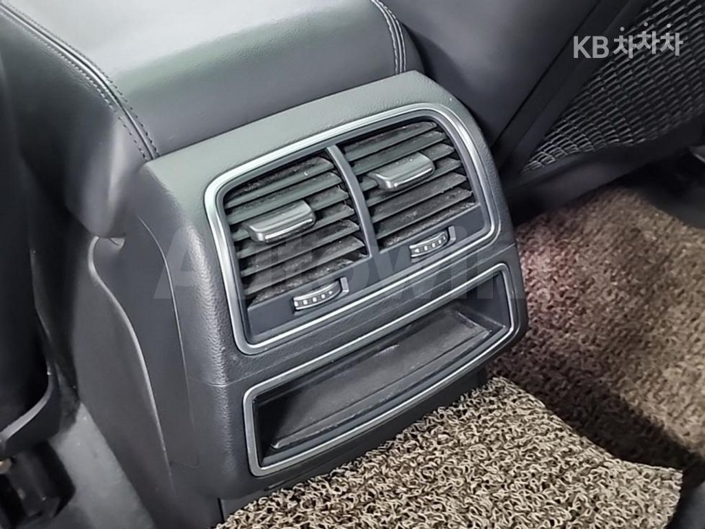 Audi A6 40 TFSI Quattro Sports C7(15~) — снимка 13